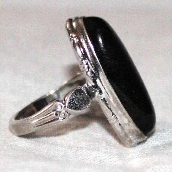 Vintage Sterling Silver Black Glass Ring - Picture 4 of 7